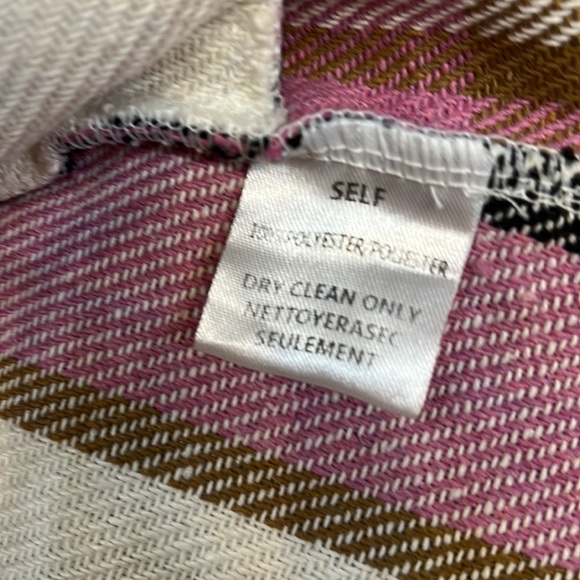 NWT Fuzzy Flannel Plaid Shaket - Multiple Sizes - Picture 7 of 7